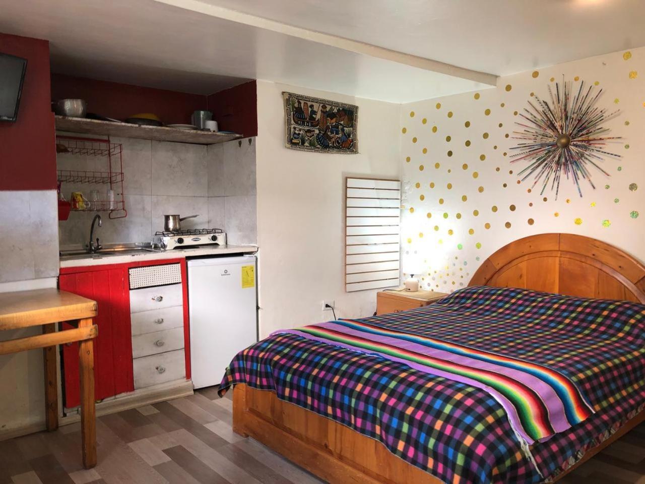 Mini Suites En El Mejor Sector De La Ciudad Кито Экстерьер фото